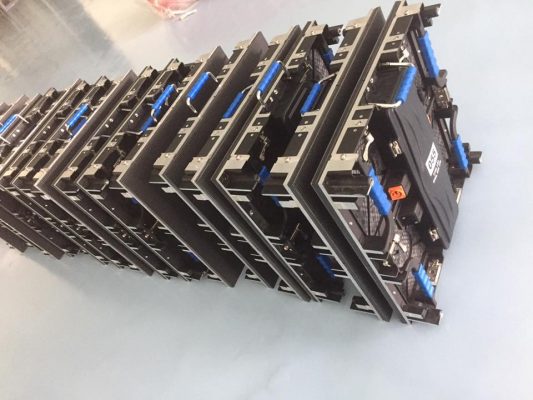 Thanh lý màn hình LED - bảng hiệu LED chạy chữ